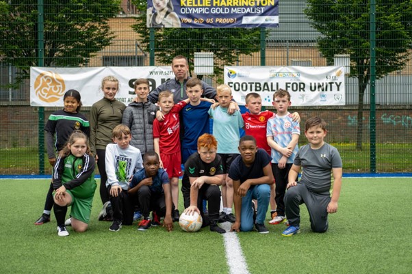 Alan McCarthy with the 8-12s junior team